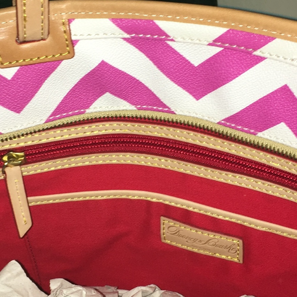 Dooney & Bourke Shopper - Picture 2 of 4